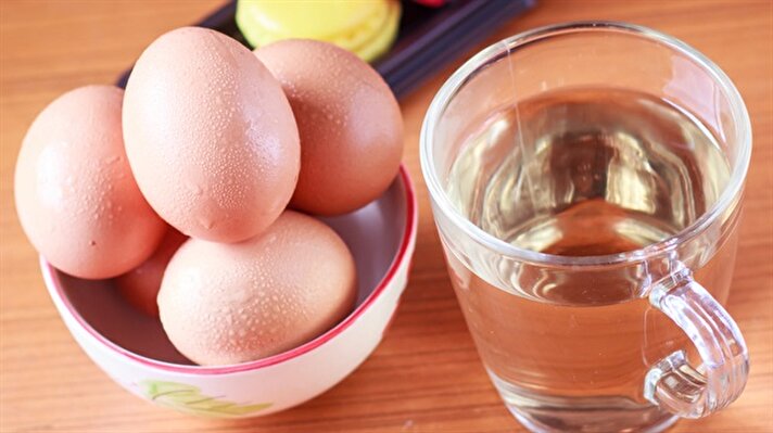 Buzdolabında unuttuğunuz yumurtaların taze mi yoksa tarihi geçmiş mi olduğunu nasıl anlarsınız?