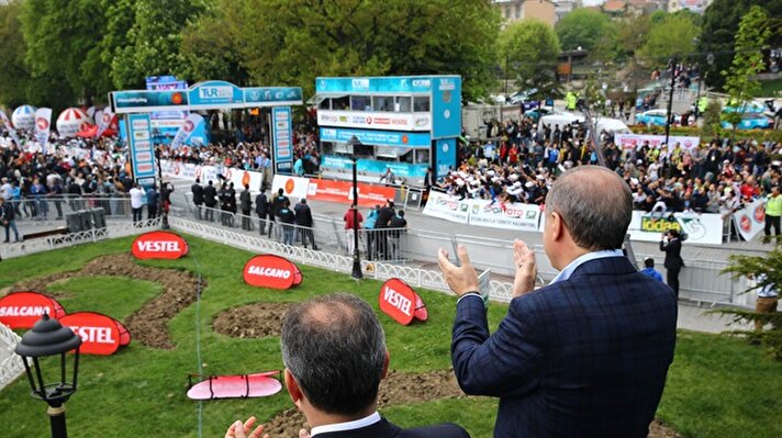 51. Cumhurbaşkanlığı Türkiye Bisiklet Turu İstanbul etabıyla sona erdi. Son etabı Caja Rural takımından Lluís Guillermo Mas Bonet kazandı.​