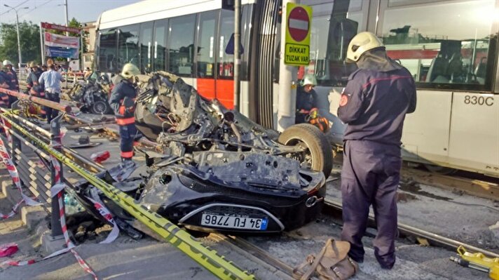 Güngören'de tramvay aracı biçti