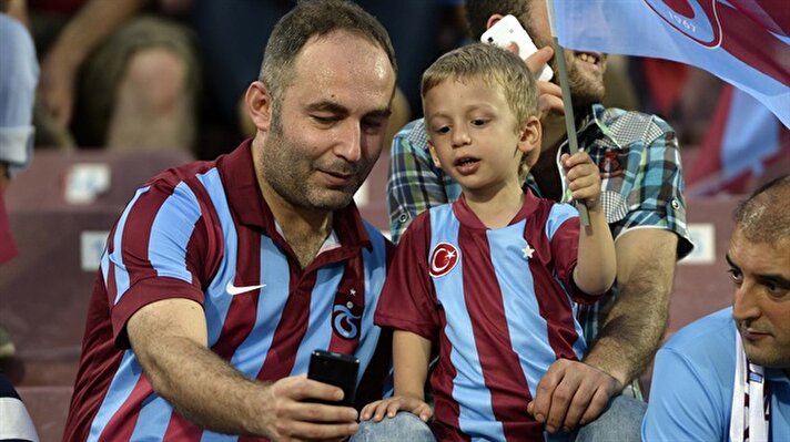 Trabzonspor-Rabotnicki maçından kareler