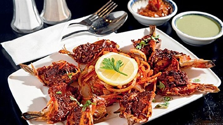 Yasalara göre Dubai'de Ramazan ayında iftardan önce yemek yemek, önce uyarıya daha sonra hapis cezasına dönüşebilir.