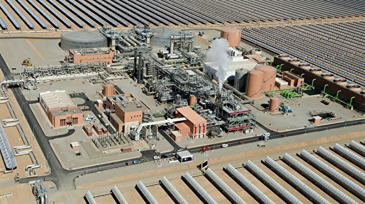المغرب يدشن المرحلة الأولى لأكبر محطة طاقة شمسية في العالم