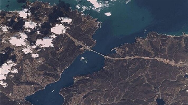  Third Istanbul bridge viewed from satellite, step-by-step 