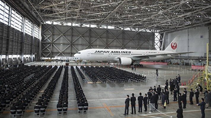  Japon hava yollarına 1,460 yeni personel