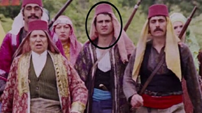 Usta oyuncu Cevdet Arıkan,  bir dönem 'Tosun Paşa' filminde canlandırdığı "Suphi" karakteriyle Yeşilçam'a damgasını vurmuştu.
