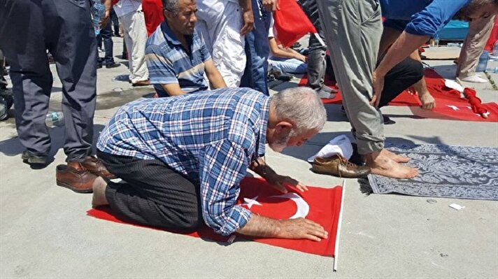 Demokrasi ve Şehitler Mitingi'ne doğru