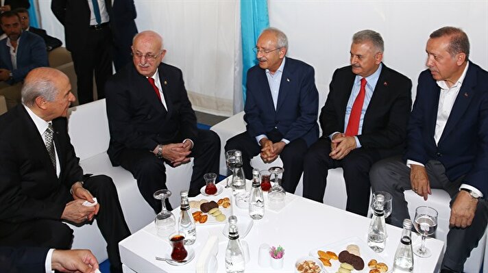 Tarihi anlardan dakikalar öncesi...
