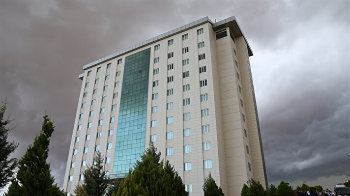 FETÖ'nün 15 Temmuz darbe girişiminin ardından örgütle bağlantısı tespit edilen ve kapatılan Zirve Üniversitesi'nin bulunduğu kampüs Gaziantep Üniversitesi'ne bağlanarak 15 Temmuz Yerleşkesi ismi verildi.