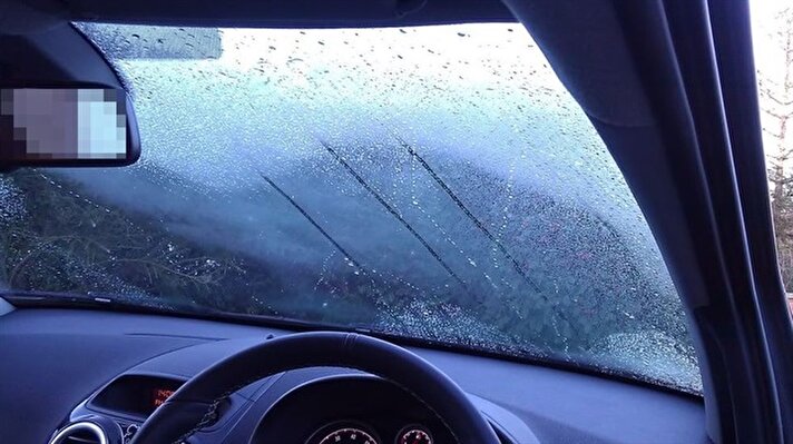 Havaların soğumaya başlamasıyla beraber otomobilin camlarının buğulanması çok büyük bir problem oluşturuyor. 
