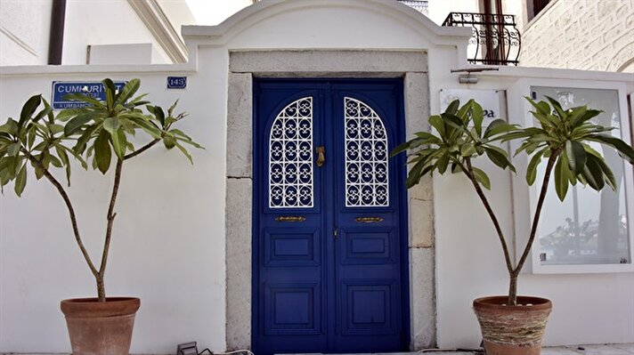 ألوان بيوت "بودروم" التركية.. الأبيض رمز للنظافة والأزرق لطرد الثعابين
