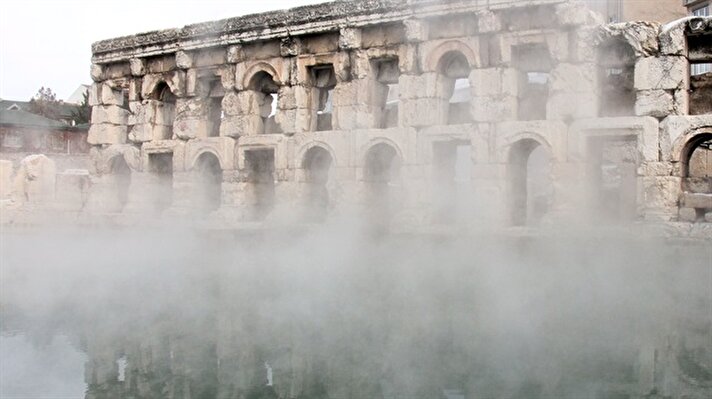 Yozgat’ın Sarıkaya ilçesinde bulunan "Basilica Therma" adlı tarihi Roma hamamının suyu 2 bin yıldır şifa dağıtıyor.