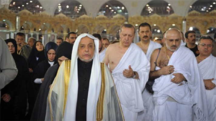 President Erdoğan performs the umrah pilgrimage in the holy city of Mecca.