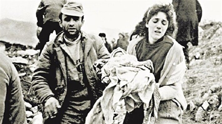 Azerbaycan, Ermenilerin 26 Şubat 1992'de yaptığı Hocalı Katliamı'nın kurbanları için 25 yıldır adalet arıyor.

