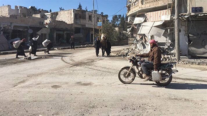 Yeni Şafak, Fırat Kalkanı Harekatı'nın kritik noktalarından biri olan Halep' bağlı El-Bab ilçesine gitti.