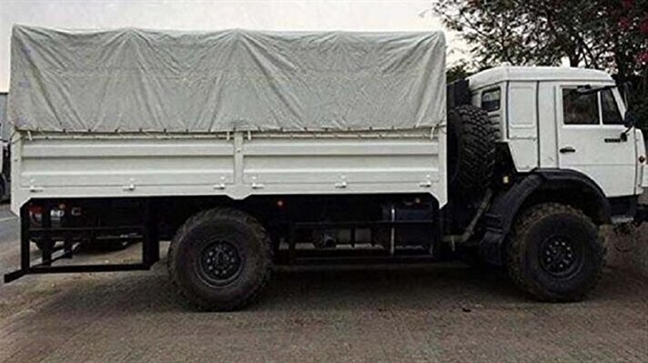 Çin Vietnam sınırında bir kamyonu durduran Guangxi bölgesi polisleri, kamyondan çıkanları görünce şoke oldu.
