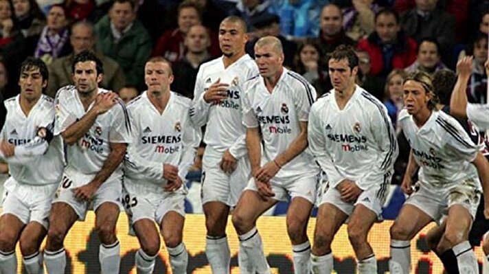 Real Madrid:  Ronaldo, Guti, David Beckham, Zidane, Roberto Carlos