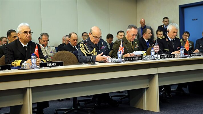 Brüksel'deki NATO Ana Karargah binasında düzenlenen 177'inci NATO Genel Kurmay Başkanları toplantısı başladı. 