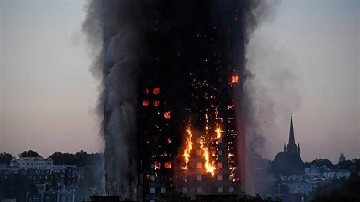 A number of people have been killed in a huge fire which engulfed a 27-story block of flats in central London on Wednesday.