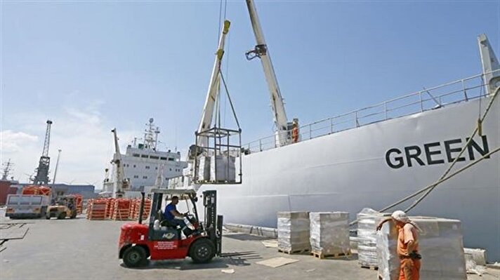 First ship carrying food departs Turkey for Qatar
