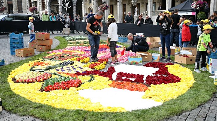 مهرجان "زمن الزهور" يزّين بروكسل بألوانه الخلابة