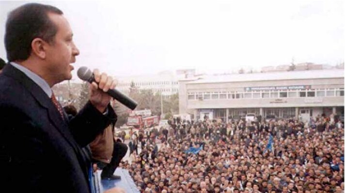 17 Ağustos 2001 - AK Parti'nin ilk Meclis Grup Toplantısı