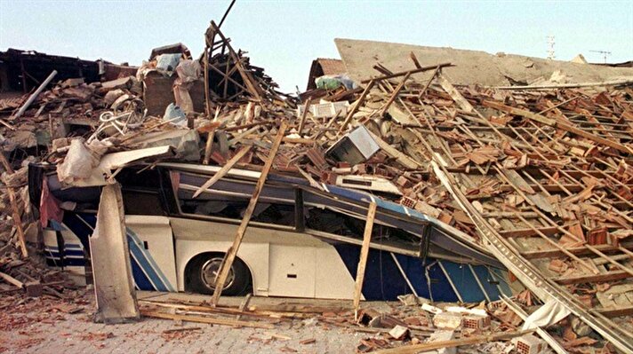 18. yılında Marmara Depremi