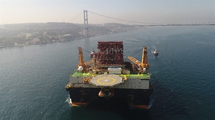 Dev petrol arama platformu İstanbul Boğazı'dan geçiyor