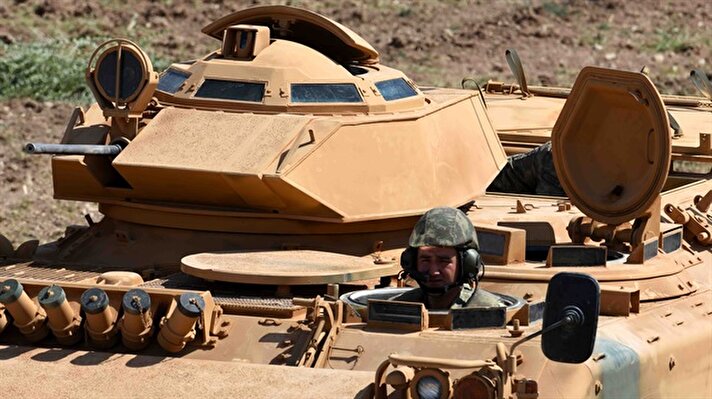 المناورات العسكرية التركية تتواصل على الحدود العراقية