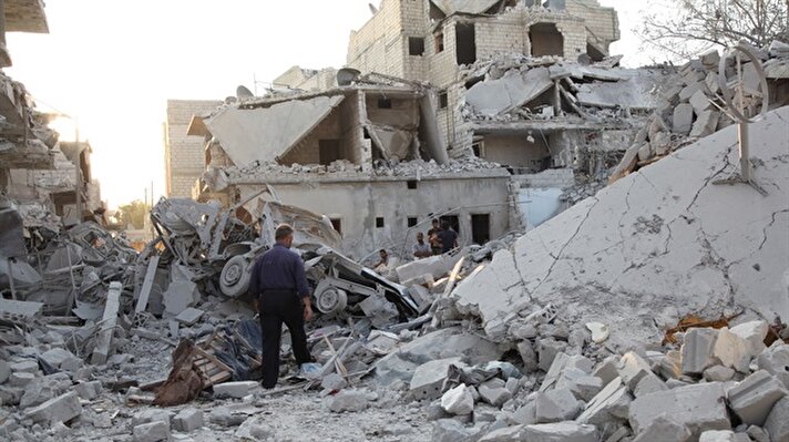 İdlib'e hava saldırısı 40 sivil hayatını kaybetti