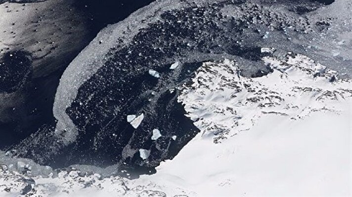 NASA, Antarktika'daki Larsen buz sahanlığı ile ilgili incelemelerin sonuçlarını açıkladı.