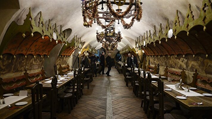 Avrupa'nın en eski restoranı Piwnica Swidnicka