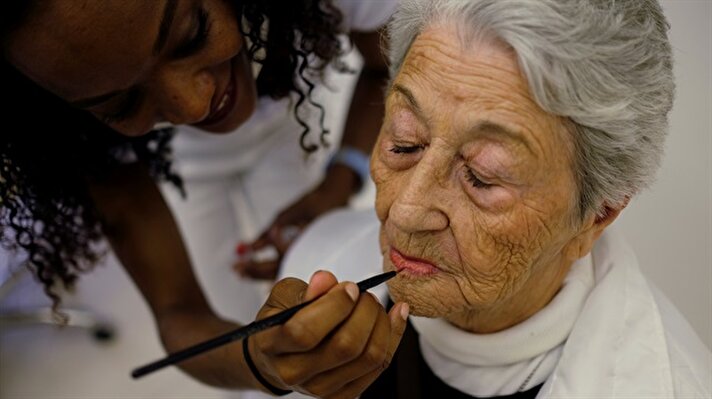 Senior citizens receive makeovers and beauty care to boost self esteem