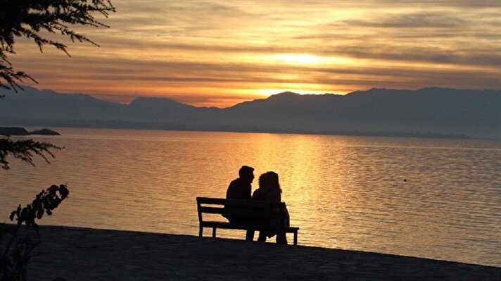 Mesmerizing sunset at Lake Beyşehir in Turkey