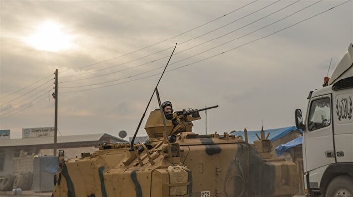 المدفعية التركية تستهدف المواقع العسكري لـ "ب ي د" في عفرين