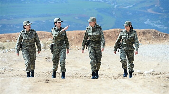 Turkish female troops provide backup in Afrin operation