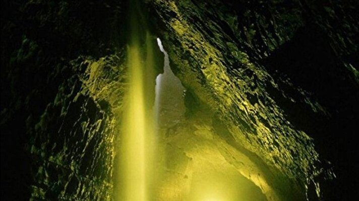 Rus speleologlar, Abhazya’da bulunan ve dünyanın en derin mağarası olarak kabul gören Krubera’ya inmeyi başardı.