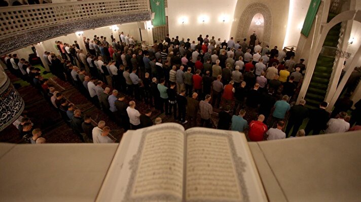 First Tarawih Prayer in Turkey's Adana
