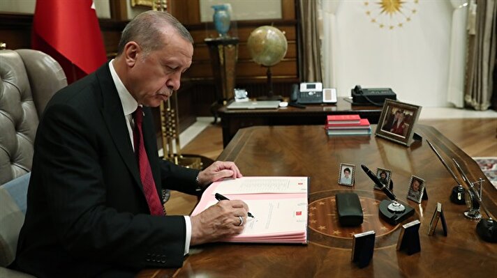 Başkan Erdoğan yeni kabineyi açıkladı. 