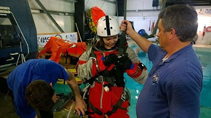 NASA'nın astronot programına seçilip mezun olan en genç kişi olan Alyssa Carsoni, Mars'a ayak basan ilk insan olmak için eğitime devam ediyor.
