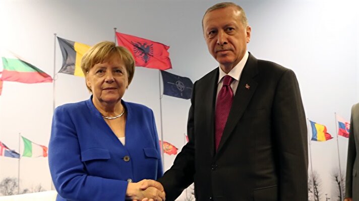 Erdoğan, Belçika'nın başkenti Brüksel'de yapılan "NATO Zirvesi" kapsamında ikili görüşme gerçekleştirdi.