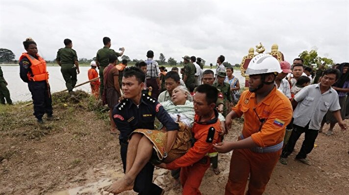 Geçen ay Myanmar'ın komşu ülkesi Laos'ta bir hidroelektrik barajının çökmesiyle 27 kişi hayatını kaybetmiş binlerce kişi evlerini terk etmek zorunda kalmıştı.