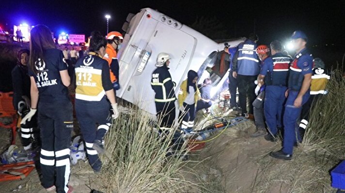 Kaza, saat 04.00 sıralarında Ankara-Aksaray karayolunun 20'nci kilometresindeki Ortaköy yolu kavşağında meydana geldi.