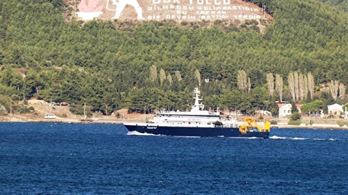 Rusya Deniz Kuvvetlerine ait 'RFS Seliger' adlı 60 metre boyundaki tam donanımlı araştırma ve kurtarma gemisi Çanakkale Boğazından geçti. 