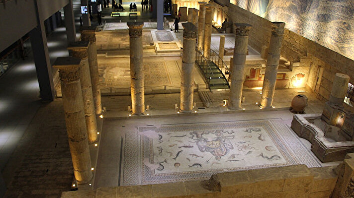Zeugma Mozaik Müzesi, 30 bin metrekarelik alanda yerli- yabancı turistlerin ilgisini çekiyor.
