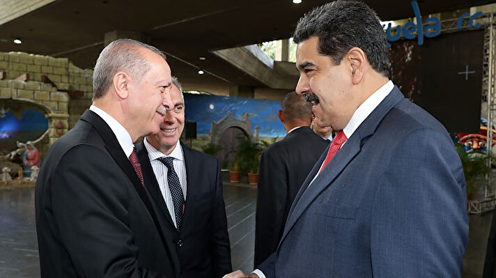 umhurbaşkanı Erdoğan ve Venezuela Devlet Başkanı Nicolas Maduro, Teresa Carreno Tiyatro binasında düzenlenen Türkiye Venezuela İş Forumu'na katıldı.