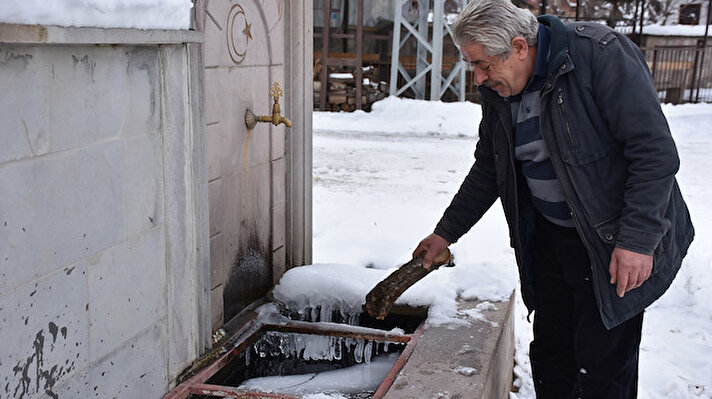 Ardahan'ı etkisi altına alan Sibirya soğukları yaşamı olumsuz etkiliyor. 