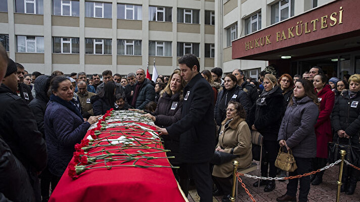 Öldürülen Araştırma Görevlisi Ceren Damar Şenel için anma töreni düzenlendi.