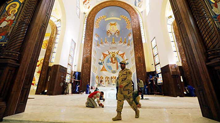 Ortadoğunun en büyük Ortodoks katedrali, Mısır'ın başkenti Kahire'de ibadete açıldı.


