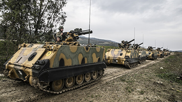 Türk Silahlı Kuvvetleri (TSK) tarafından Suriye sınırındaki birliklere takviye amaçlı gönderilen birlikler, Hatay sınırında eğitim faaliyeti gerçekleştirdi.