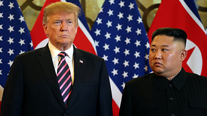 ABD Başkanı Donald Trump ve Kuzey Kore Lideri Kim Jong Un arasında beklenen tarihi zirvenin ikincisi bugün Hanoi'de başladı.